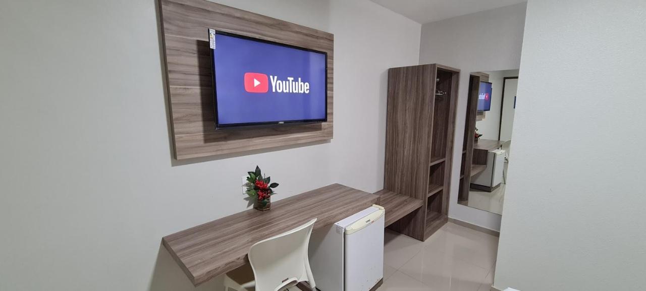 Max Hotel Арковерди Экстерьер фото