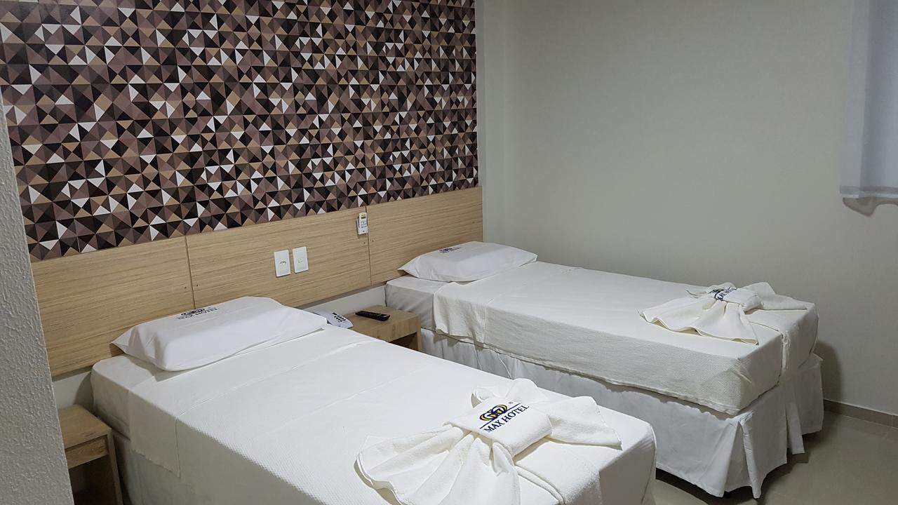 Max Hotel Арковерди Экстерьер фото